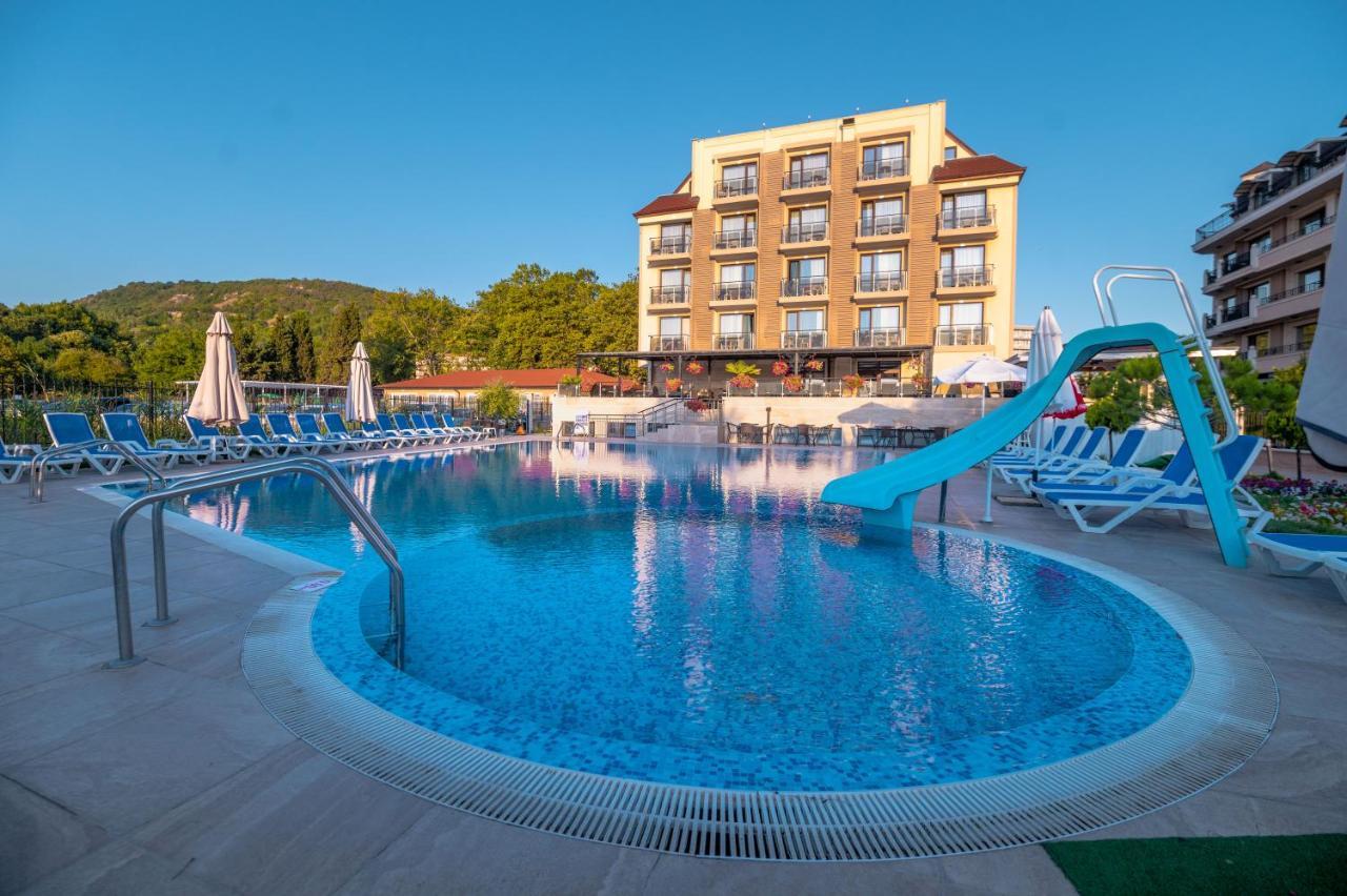 Veramar Hotel クラネヴォ エクステリア 写真